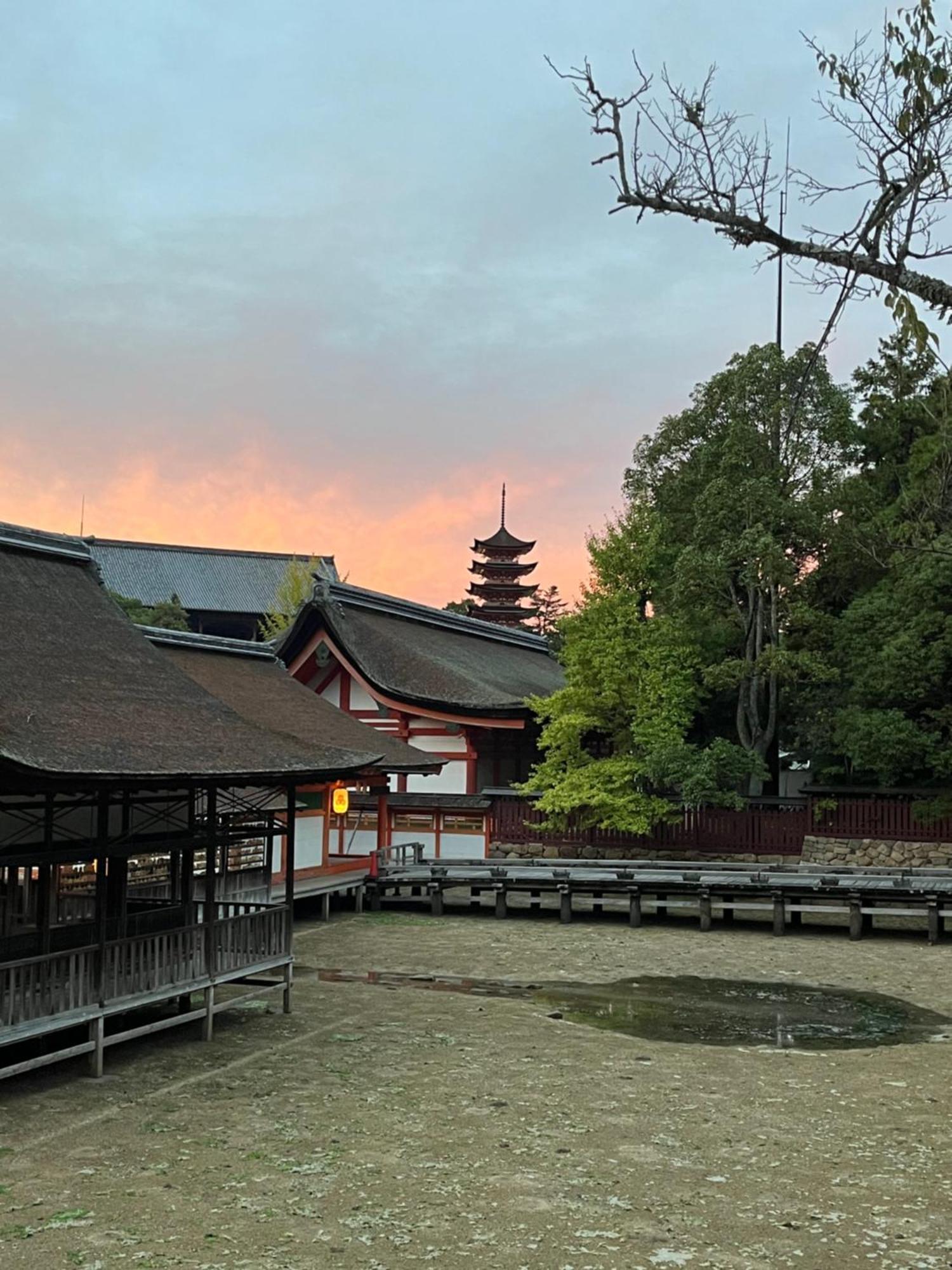 宮島 町家宿 進龍庵 Hatsukaichi Bagian luar foto